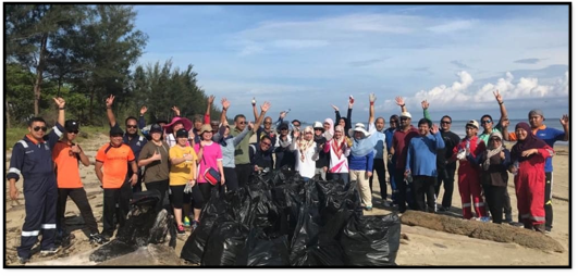 HAS and ATDC Showed Combined Effort n Beach Cleaning Campaign